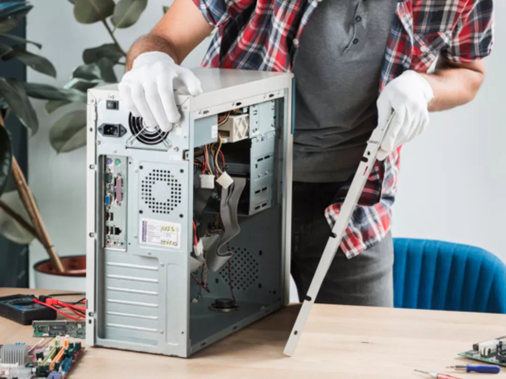 Cara Memasang Komponen Komputer dengan Benar