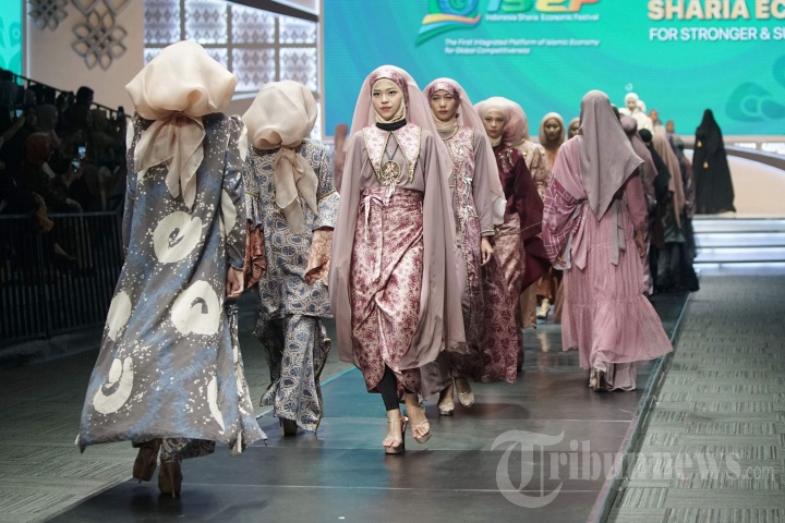 Peluang Karir di Bidang Fashion yang Menjanjikan dan Tips Berkarir